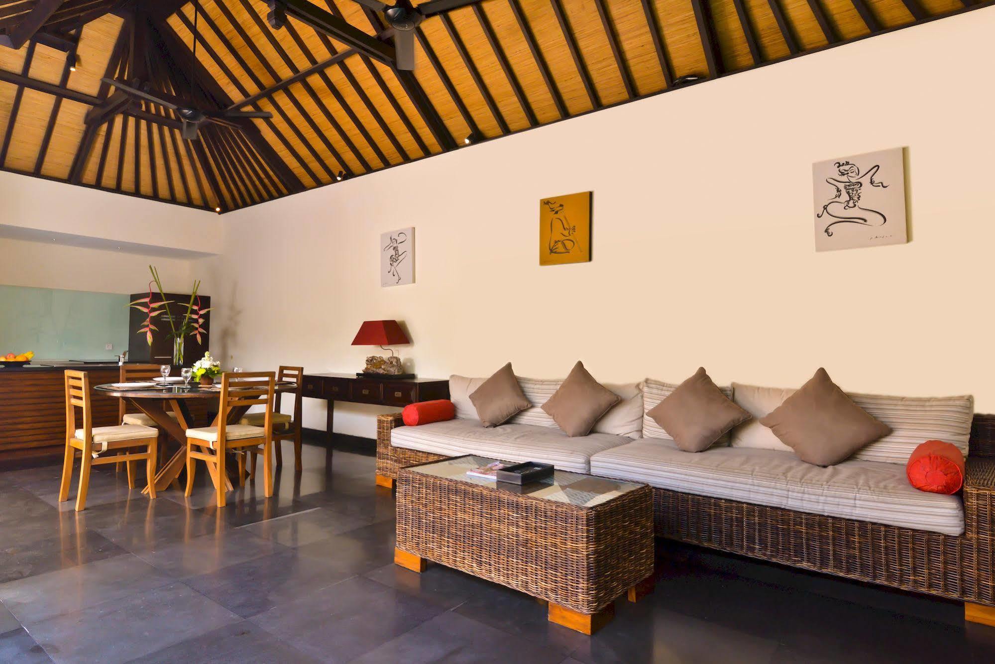 Elok Villas Seminyak  Exterior photo